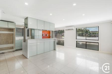 5 Eagle Place, St Johns Park, NSW 2176, Australia