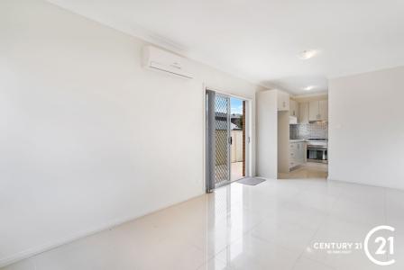 5a Dryden Place, Wetherill Park, NSW 2164, Australia