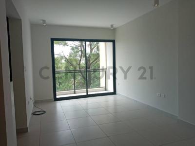 General Santos esq. Intendentes Militares , Las Mercedes, Asunción 001211, Le Paraguay