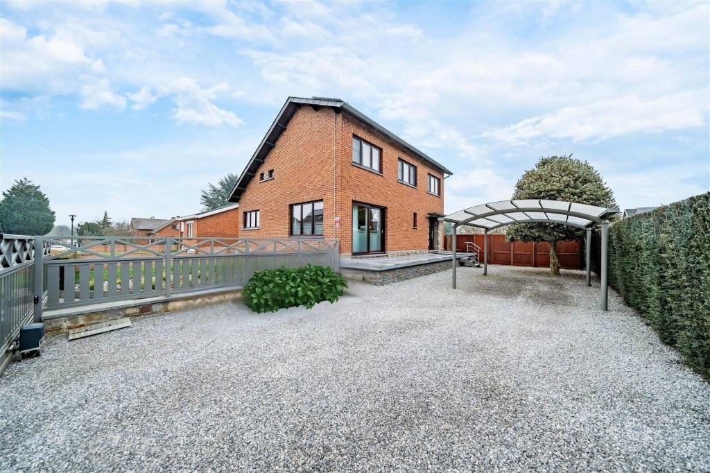 Avenue des Alouettes 3, Jemeppe-sur-sambre, Belgium