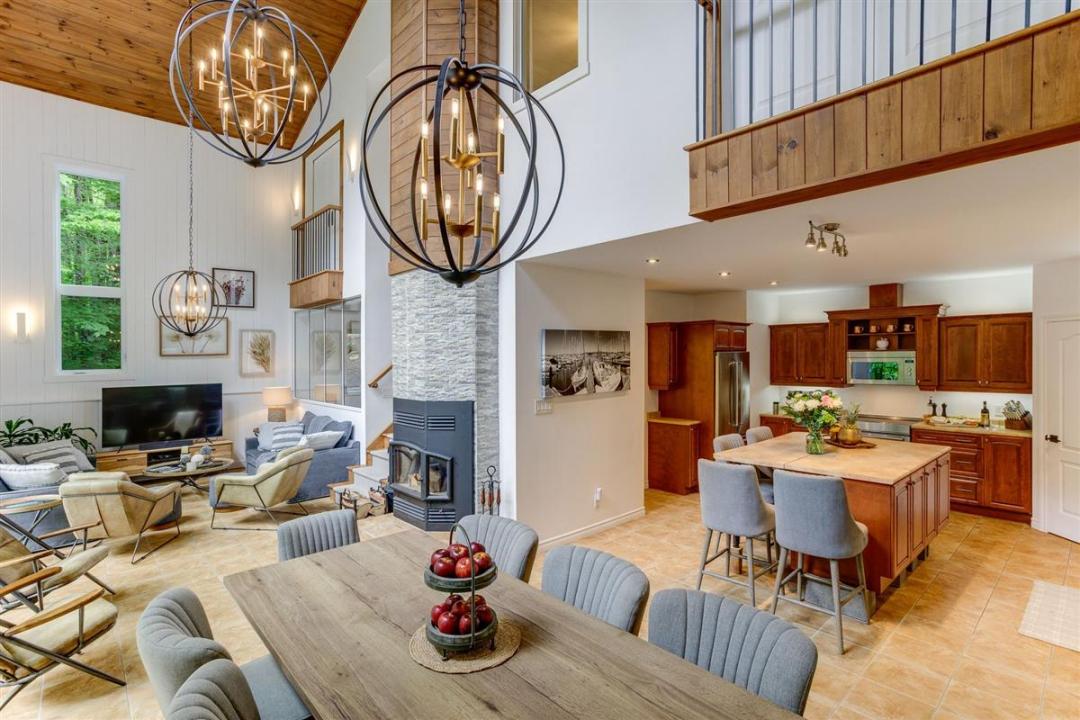 92 Ch. des Bosquets-Fleuris, Stanstead - Canton, Quebec J1X 3W4, Canadá