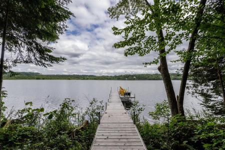 92 Ch. des Bosquets-Fleuris, Stanstead - Canton, Quebec J1X 3W4, Canadá