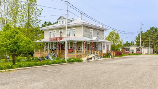 58Z Ch. Taché E., Quebec G0R 3R0, Canada