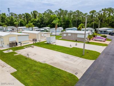 40 La Fonda Lane, North Fort Myers, Florida 33903