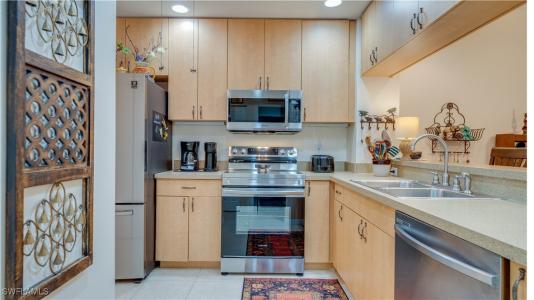 1133 Van Loon Commons Circle , 202, Cape Coral, Florida 33909, USA