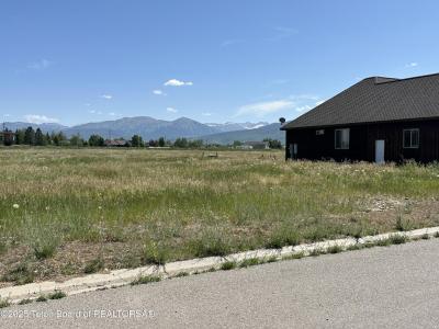 135 SAGEWOOD Drive, Driggs, Idaho 83422, USA