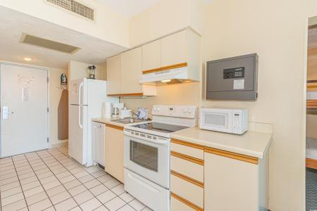 1304 N Ocean Blvd. S-801, Myrtle Beach, South Carolina 29577