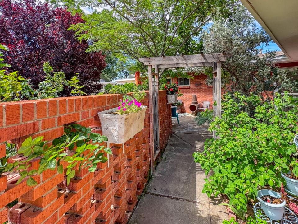 1208 Bryan Circle, Carlsbad, New Mexico 88220