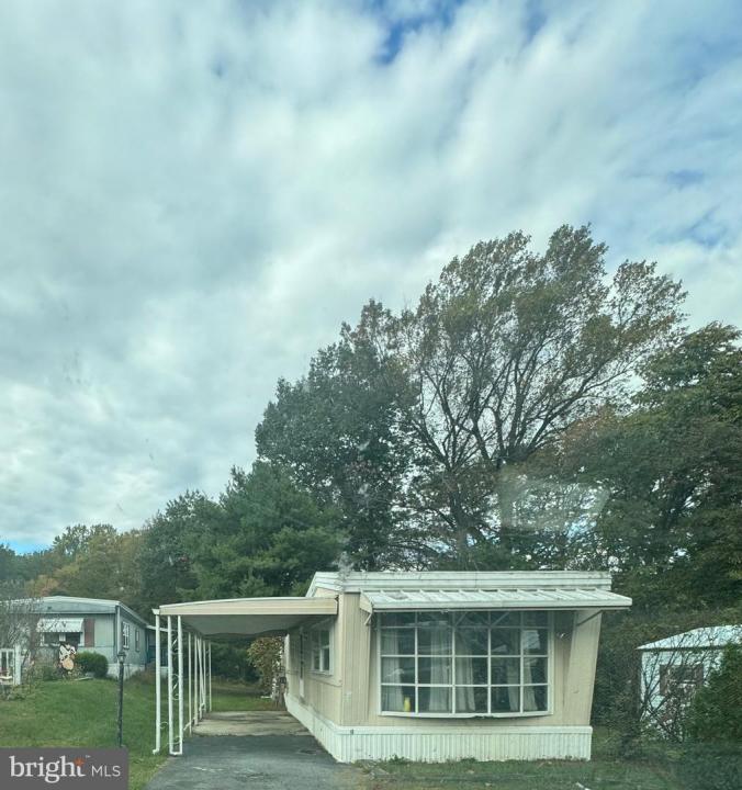 12 E Zimmer Dr, Walnutport, 賓夕法尼亞州 18088, 美國