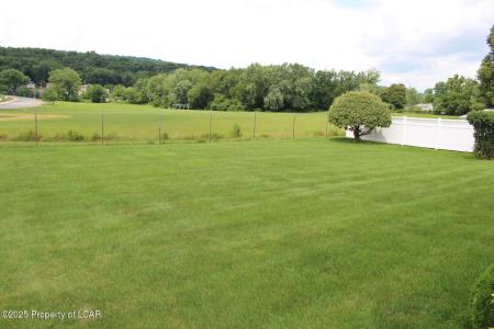34 Jeffrey Drive, Larksville, Pennsylvania 18704, Estados Unidos