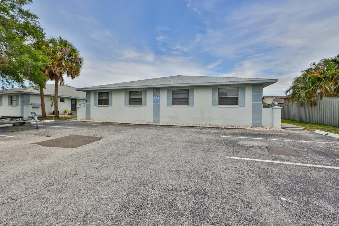 1041 Apollo Beach Blvd # F, Apollo Beach, 佛罗里达州 33572, 美国
