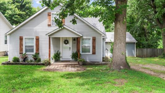 1067 West 3rd Street, West Plains, Missouri 65775, USA