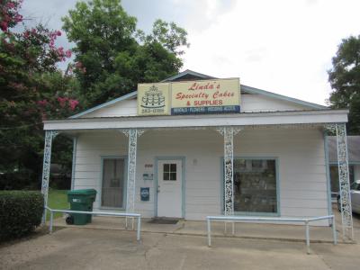 812 McCreight Street , Bastrop, Louisiana 71220, USA