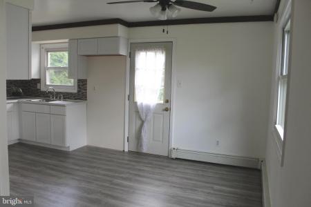 1340 Apple St, Upper Chichester, Pennsylvania 19061, Amerika Birleşik Devletleri