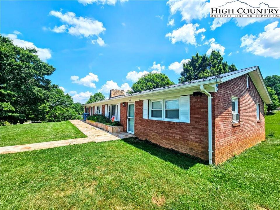 309 Gentry Street, Jefferson, North Carolina 28640, Stati Uniti