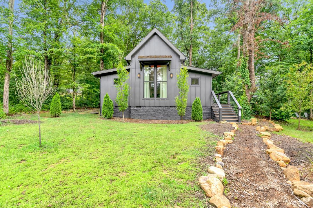 311 Waters Edge Way, Tracy City, Tennessee 37387