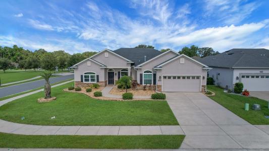 9702 Pepper Tree Place, Wildwood, Florida 34785