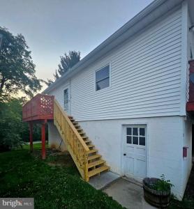 451 Harmison Lane, Romney, WV 26757, USA