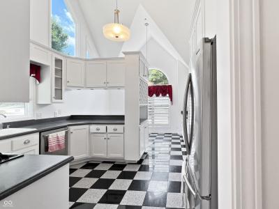 4770 Winterberry Place, Columbus, Indiana 47201, USA