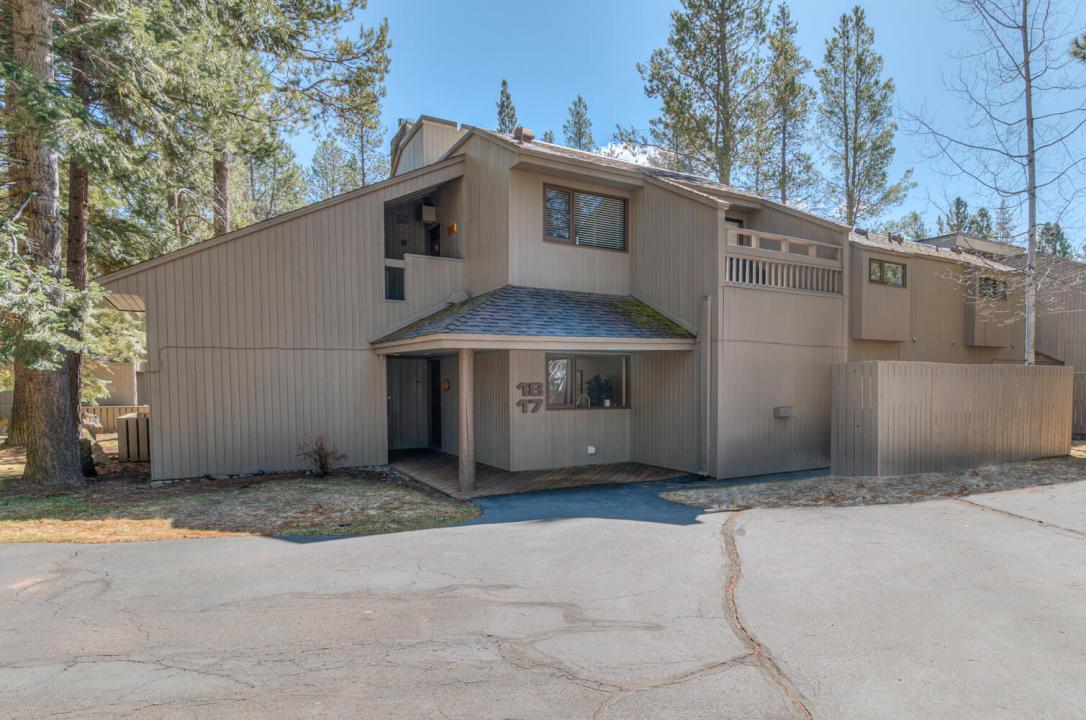 57217 Island Road , 17, Sunriver, Oregon 97707