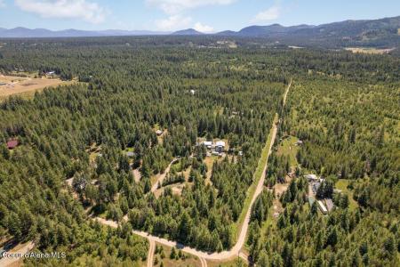 701 Sierra Ln, Spirit Lake, Idaho 83869