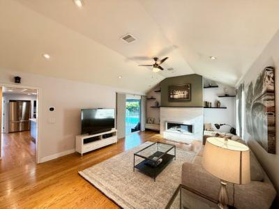 1137 Apricot Avenue, Patterson, California 95363