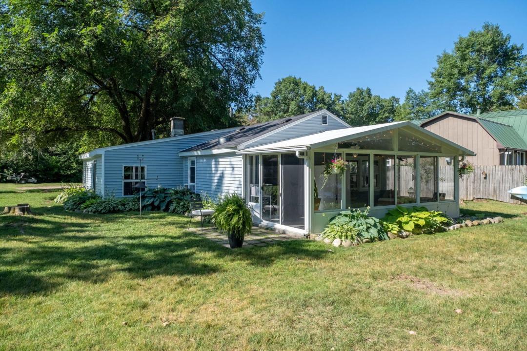 11225 Birchpark Drive, Stanwood, Michigan 49346, USA