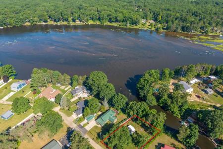 11225 Birchpark Drive, Stanwood, Michigan 49346, USA