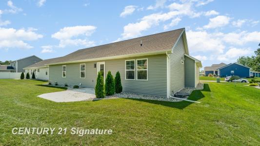 10464 Laurel Woods, Freeland, Michigan 48623, USA