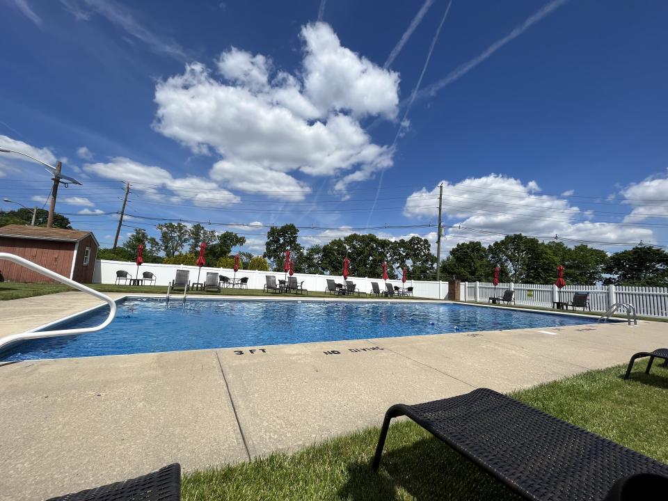 565 grove street b12, Clifton, New Jersey 07013