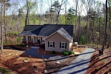64 Hilton Drive, Ellijay, Georgia 30540, USA