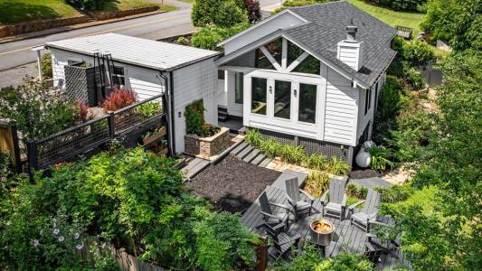 70 Mckinney Street, Blue Ridge, Georgia 30513, USA