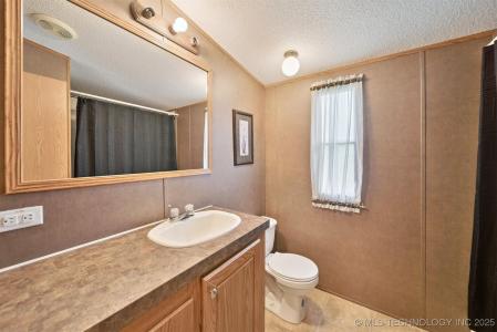 2 E 1066 Road, Council Hill, Oklahoma 74428, Estados Unidos