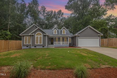820 E Cardinal Drive, Fuquay Varina, 北卡罗来纳州 27526, 美国