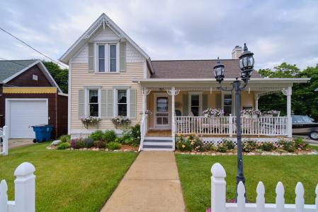 286 5th Avenue, Manistee, מישיגן 49660, ארצות הברית של אמריקה