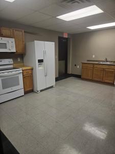 224 Commercial Drive , B, Columbus, Wisconsin 53925, Estados Unidos