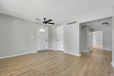 2725 Fox Avenue, Fort Wayne, Indiana 46807