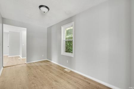 2725 Fox Avenue, Fort Wayne, Indiana 46807