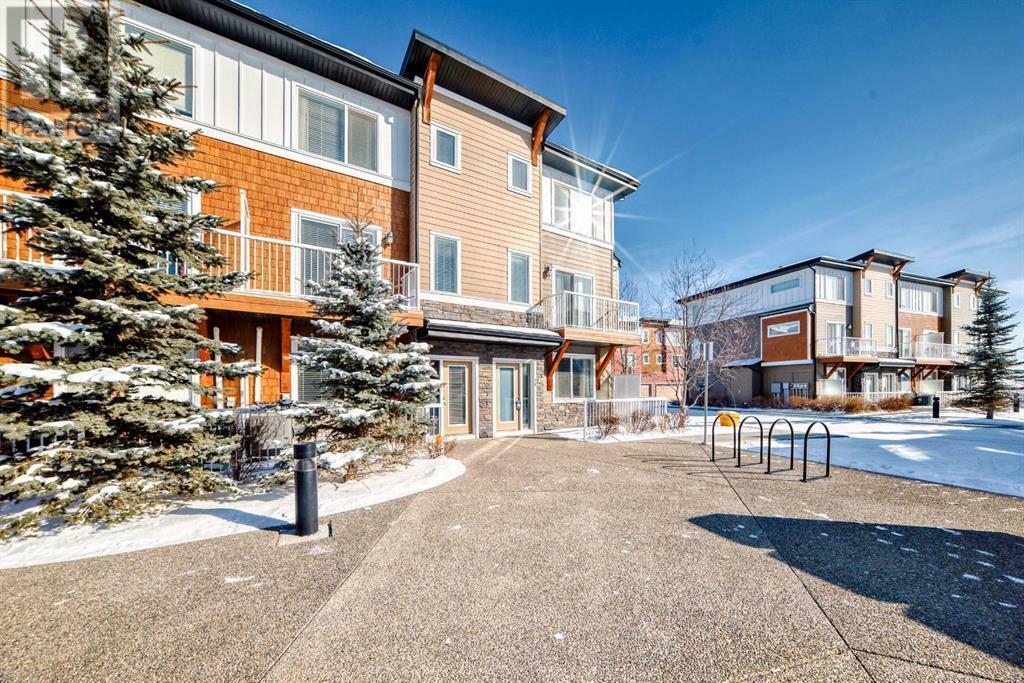 111 RAINBOW FALLS GATE, Chestermere, Alberta T1X 0Z5, Canada