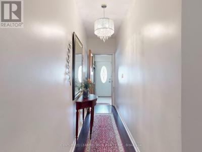 286 GLENHOLME AVENUE, Toronto (oakwood Village), Ontario M6E 3C8, Canadá