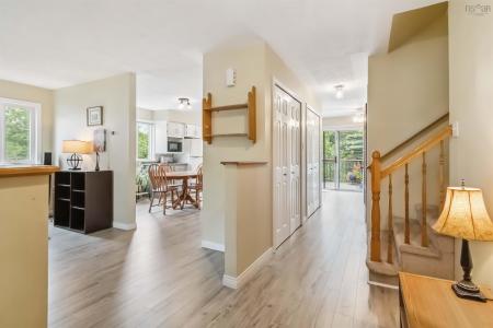 10 CRYSTAL DRIVE, Bedford, Nowa Szkocja B4A 3R4, Kanada