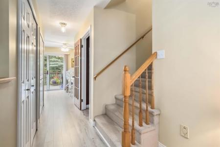10 CRYSTAL DRIVE, Bedford, Nowa Szkocja B4A 3R4, Kanada
