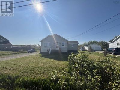 80 QUARRY ROAD, Glace Bay, Nova Scotia B1A 1G1, Canada