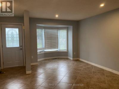 50 CHAPMAN COURT, London North (north I), Ontario N6G 5E1, Canada