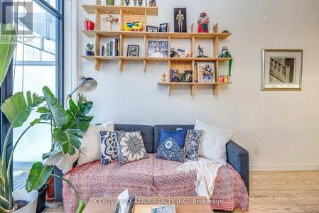 25 STAFFORD STREET, Toronto (niagara), Ontario M5V 0G3, Canadá