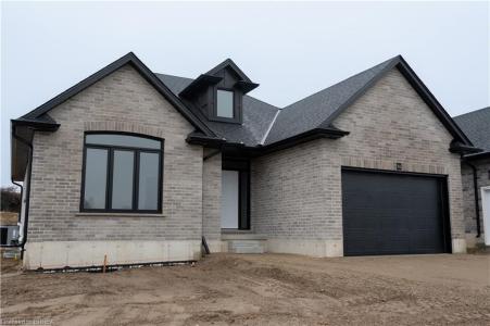 94 VANROOY TRAIL, Waterford, Ontario N0E 1Y0, Canada