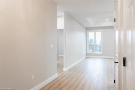 94 VANROOY TRAIL, Waterford, Ontario N0E 1Y0, Canada