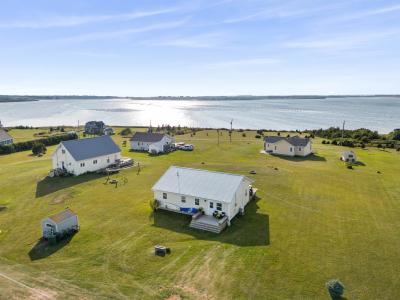 26 PROFITT LANE, Darnley, Prince Edward Island C0B 1M0, Canada