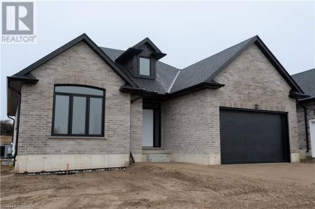 94 VANROOY TRAIL, Waterford, Ontario N0E 1Y0, Canada