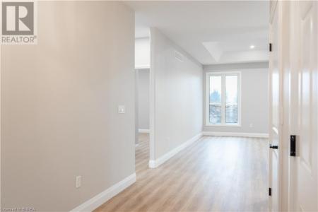 94 VANROOY TRAIL, Waterford, Ontario N0E 1Y0, Canada